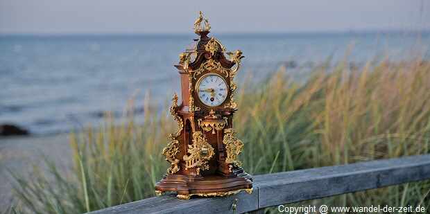 Lenzkirch kleine Storchenuhr Storchenpendule 22